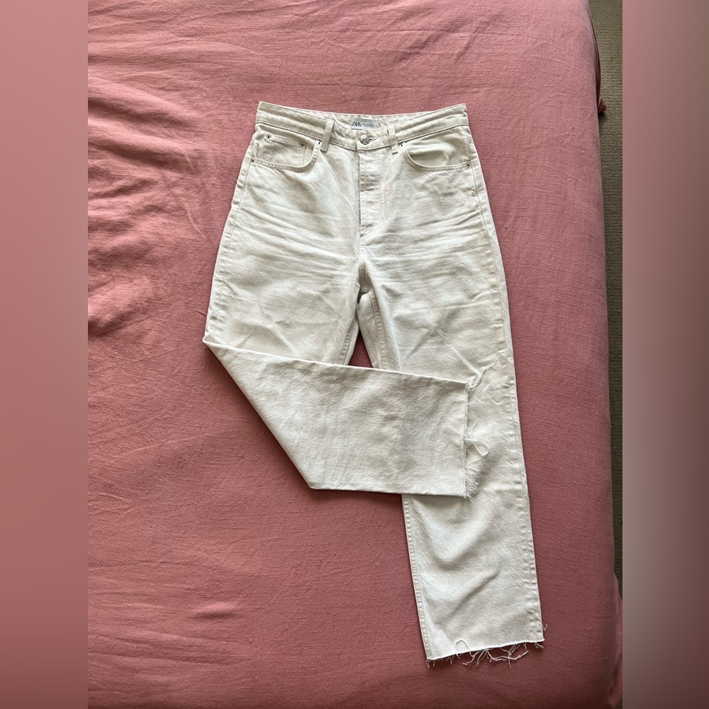 ZARA ankle flare hi-rise white “tie-dye” jeans